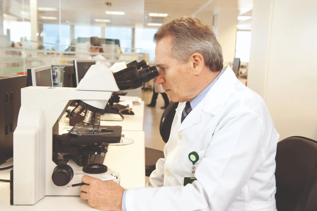 João Nilson Zunino no Laboratório Santa Luzia, Florianópolis